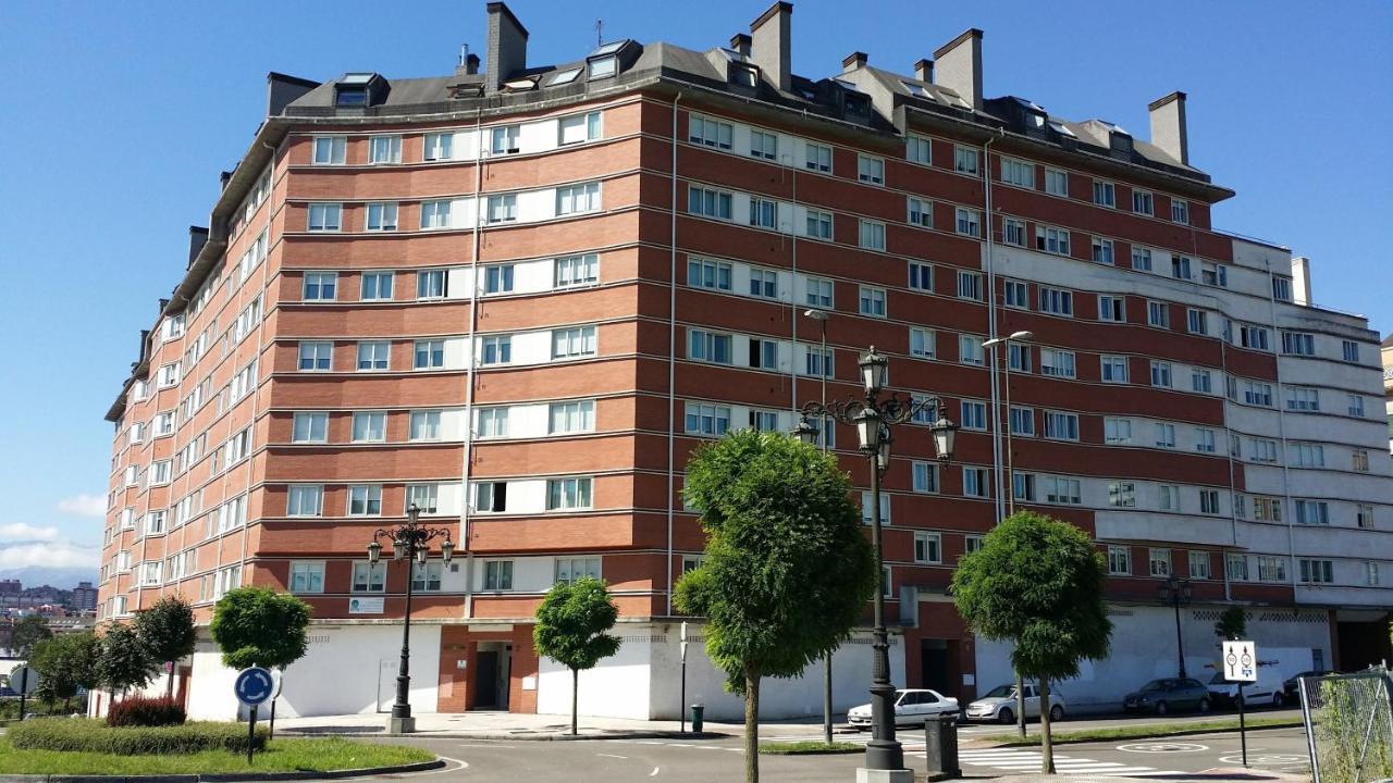 Apartamentos Chevere Granate Oviedo Bagian luar foto